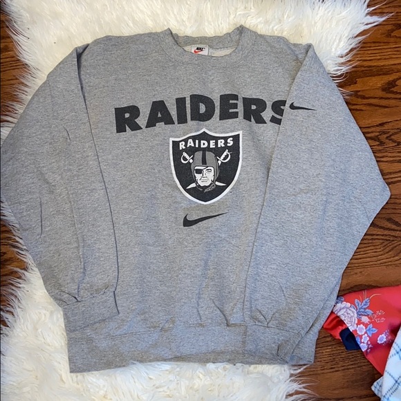 Nike Tops - Nike Raiders Crewneck